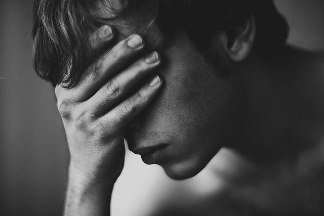 أسباب و أعراض القساح (انتصاب القضيب لفترة طويلة مع ألم) Priapism