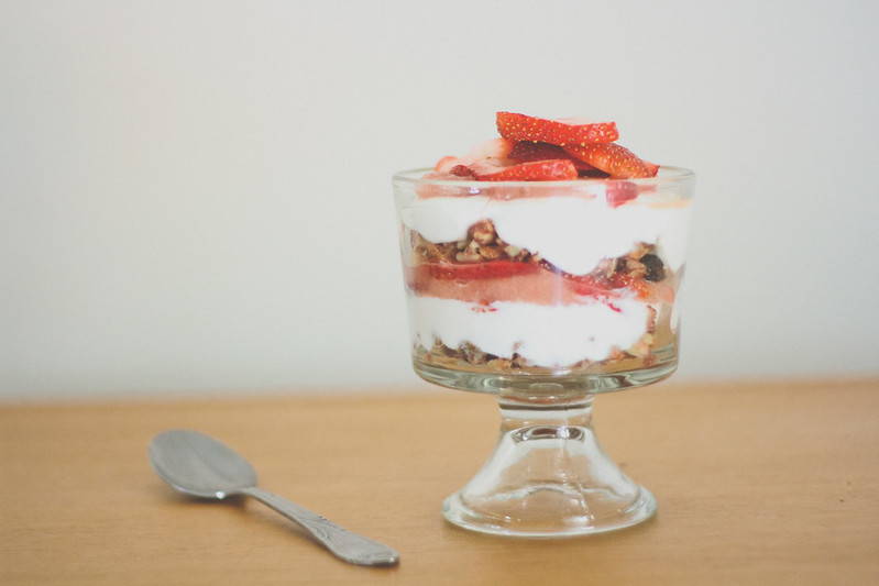 اللبن اليوناني Greek yogurt تعرف على أهم مكونات هذه الألبان و فوائده الصحية